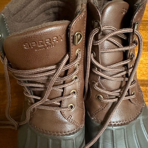 Sperry Boots - Picture 2 of 4